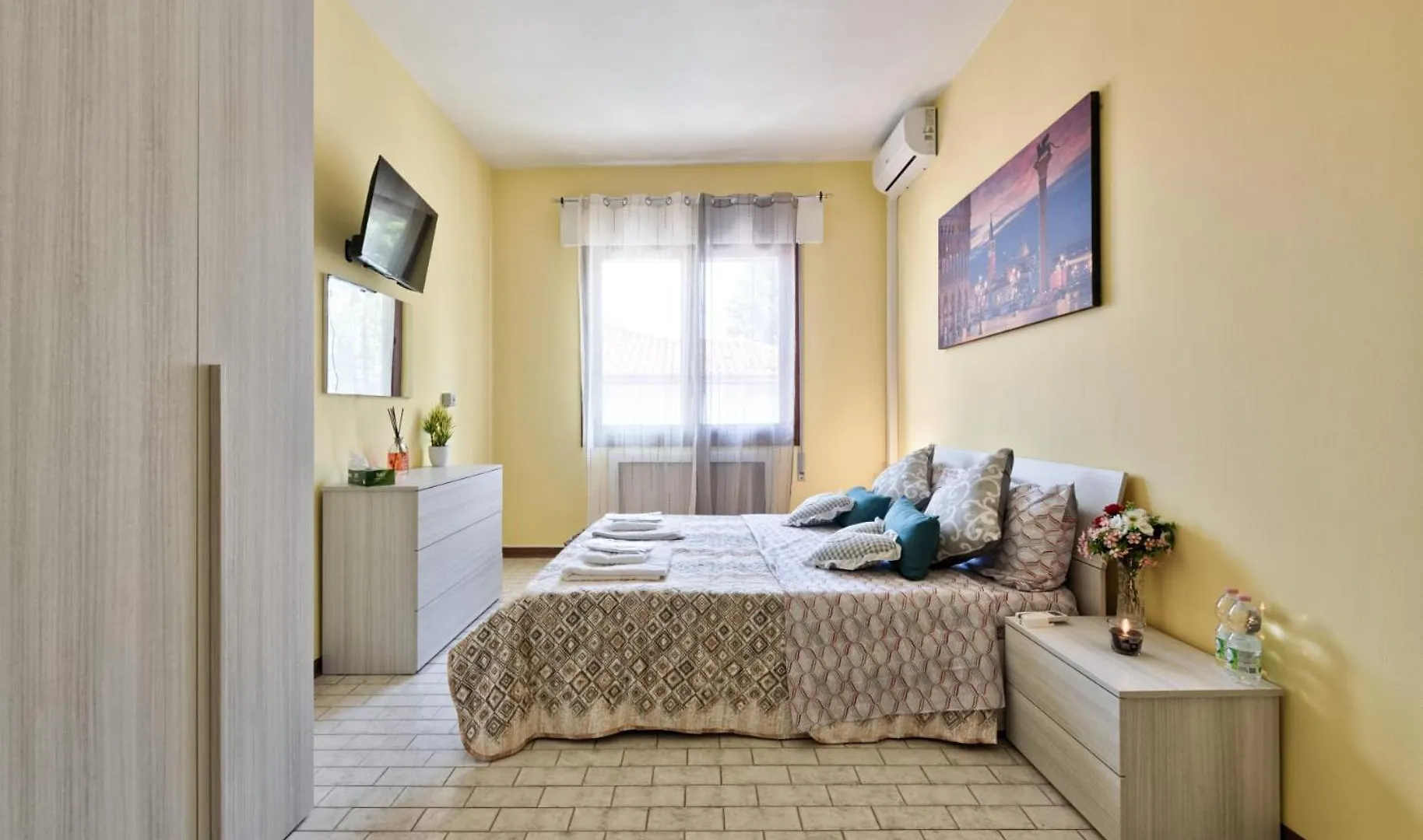Venice Miramare Residence 2 Zelo Apartment